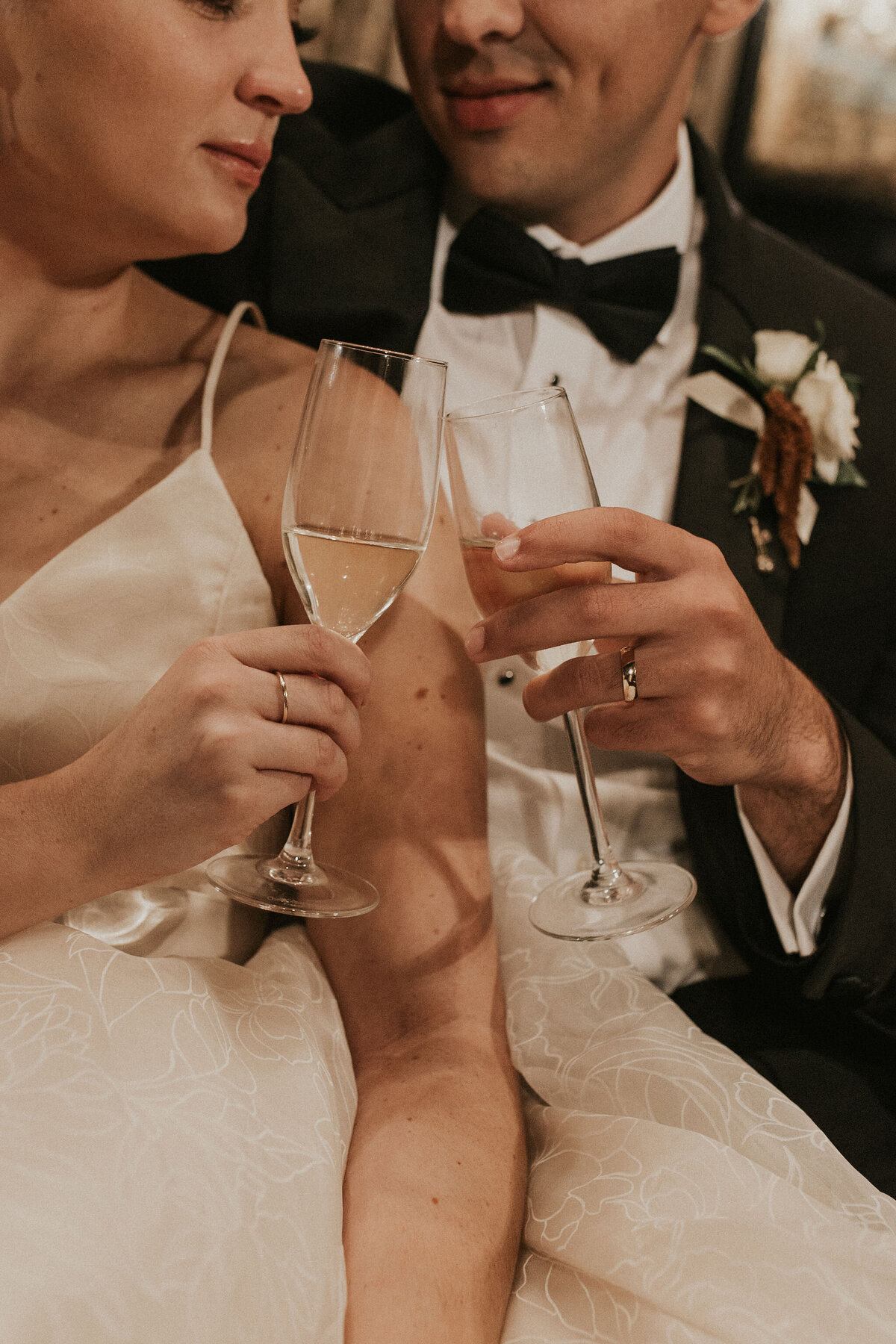 WELLING-FLORES.Wedding.EngineersClub-rcptn-29