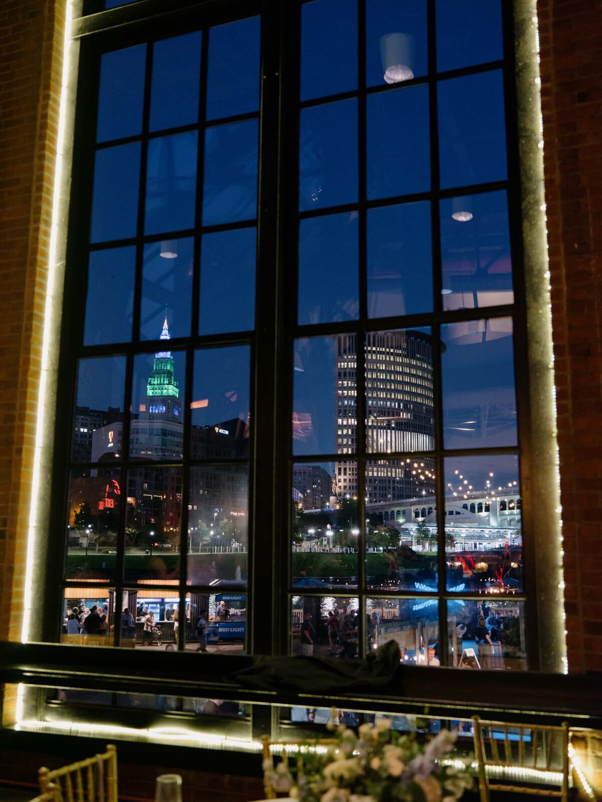 Windows on the River wedding in Cleveland