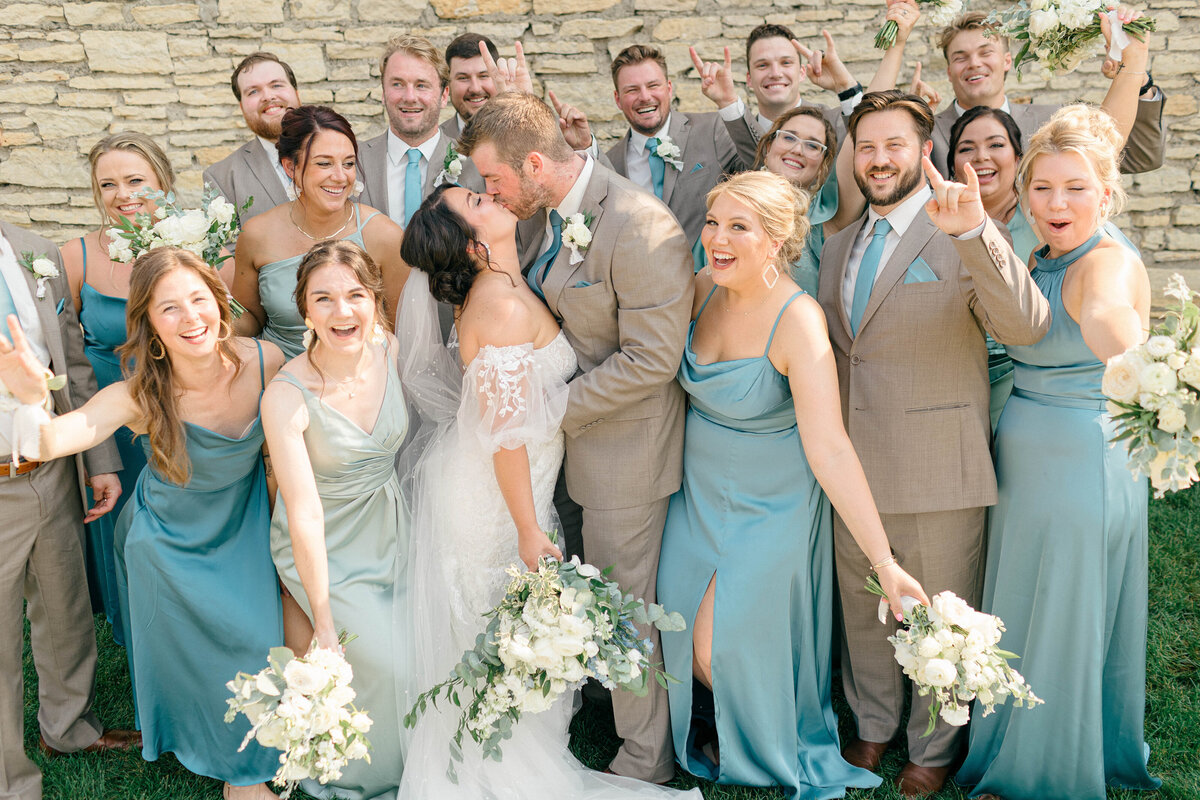 mayowood-stone-barn-wedding-28