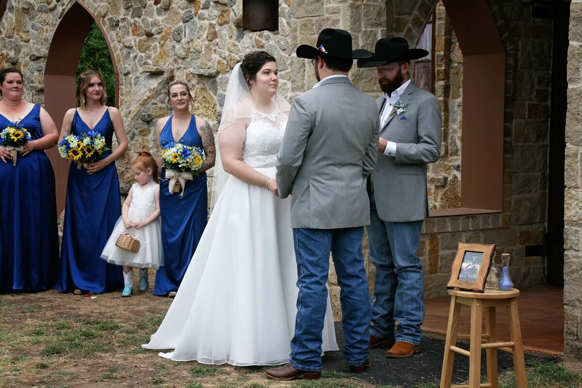 Alicia-and-John-wedding-in-Dallas-Texas-Bella-Vista-Wedding-Planning-42