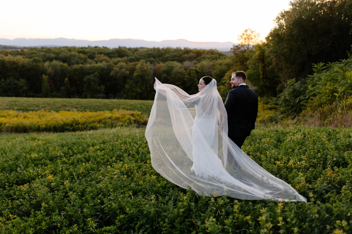 barn-liberty-farm-fall-wedding