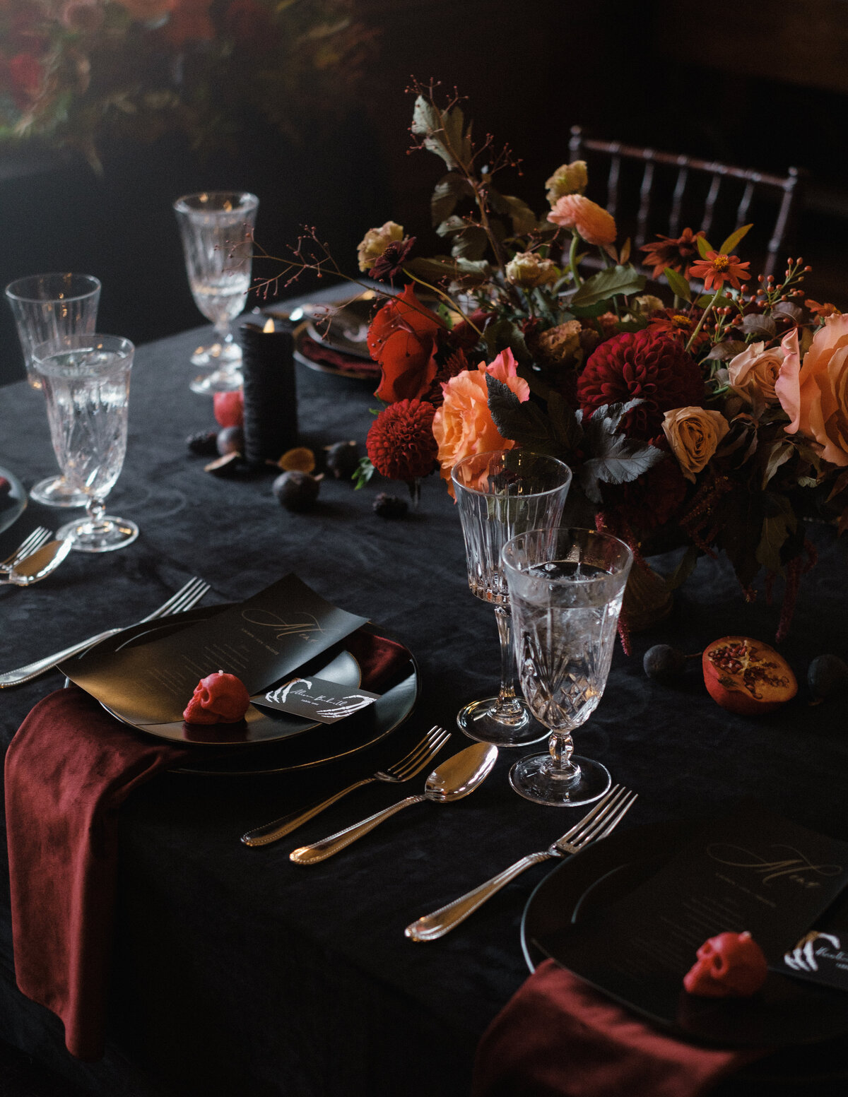 fruit-centerpiece-flora-pacifica-wedding-spooky-seattle-washington