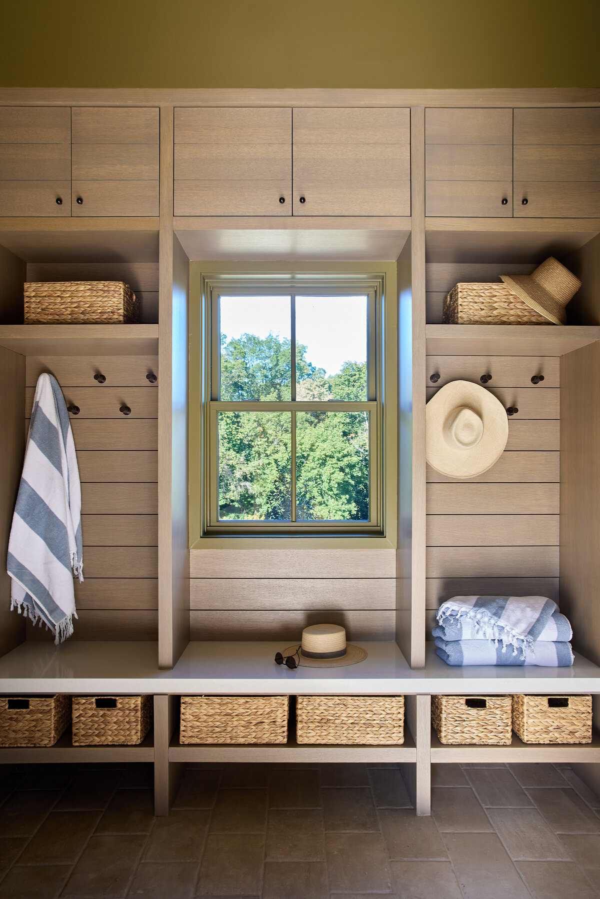 030_Pool House Powder