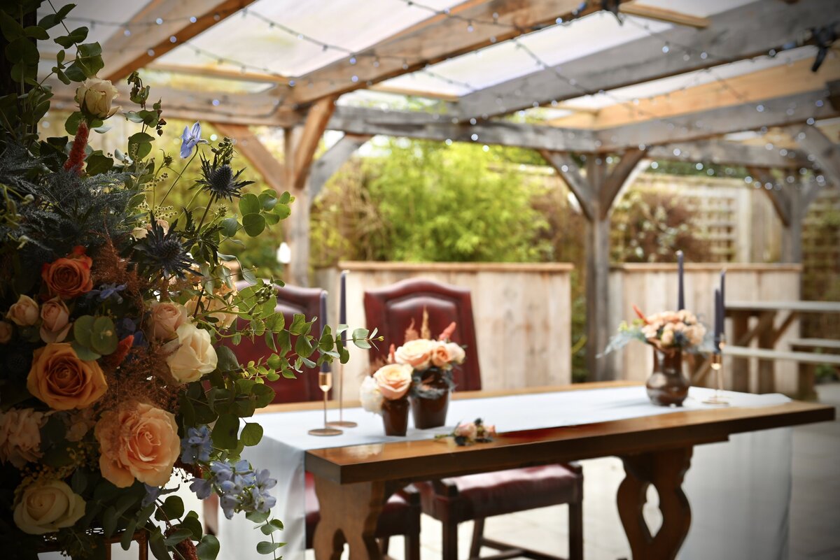 Outside_Wedding_2
