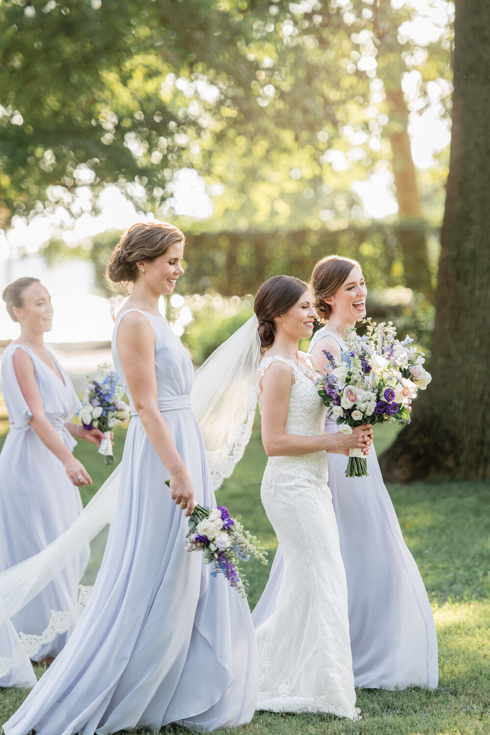bridesmaids-blue-dresses-karenadixon-2022-120