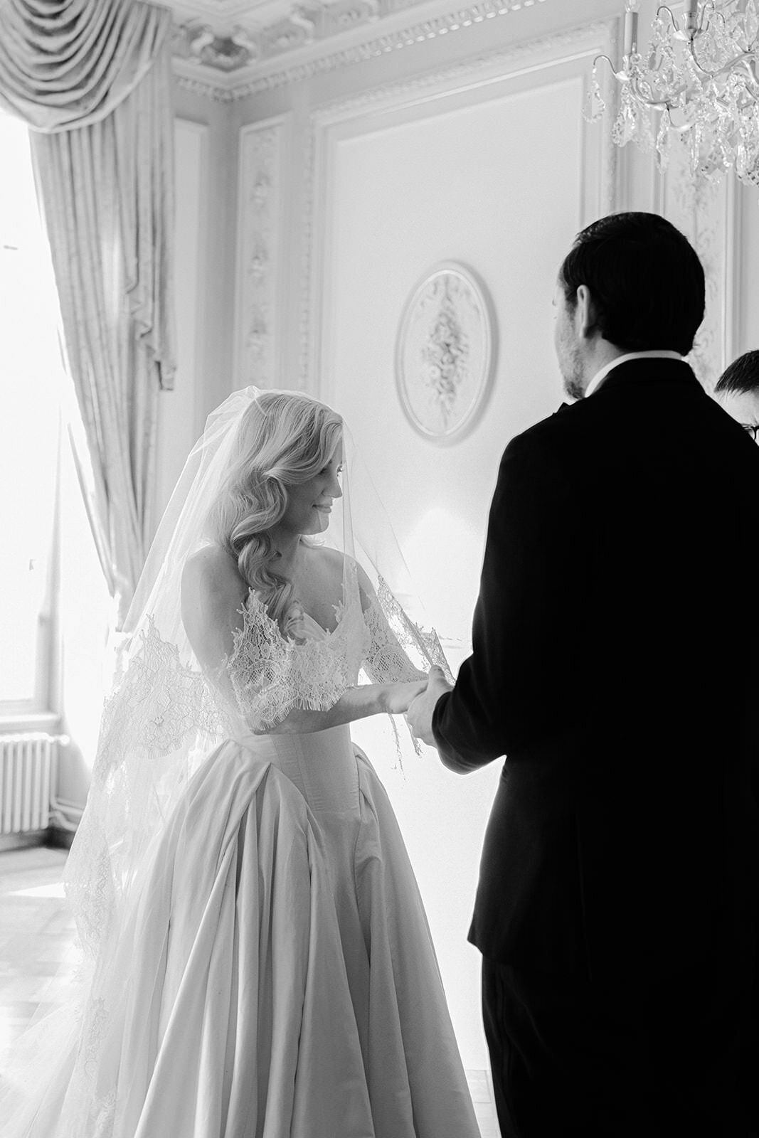 Powers_Wilson_Switzerland_Wedding_Ceremony_TaraHodgesPhotography020