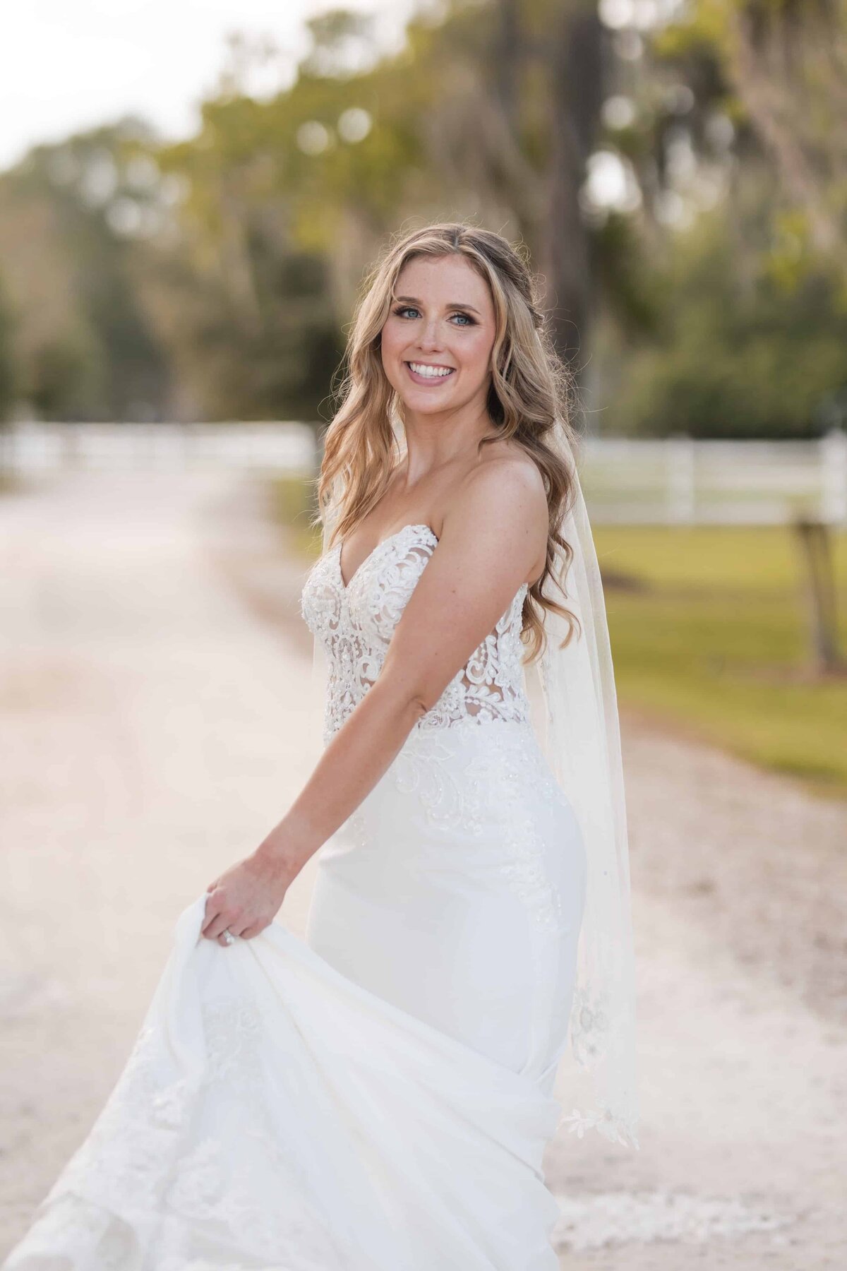 Professional wedding photographer in Jacksonville Florida