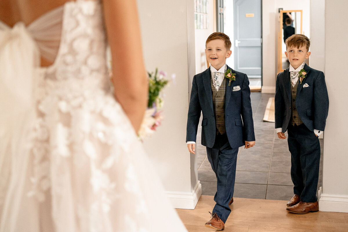 northlands-farm-wedding-photographer-laura-matt-11