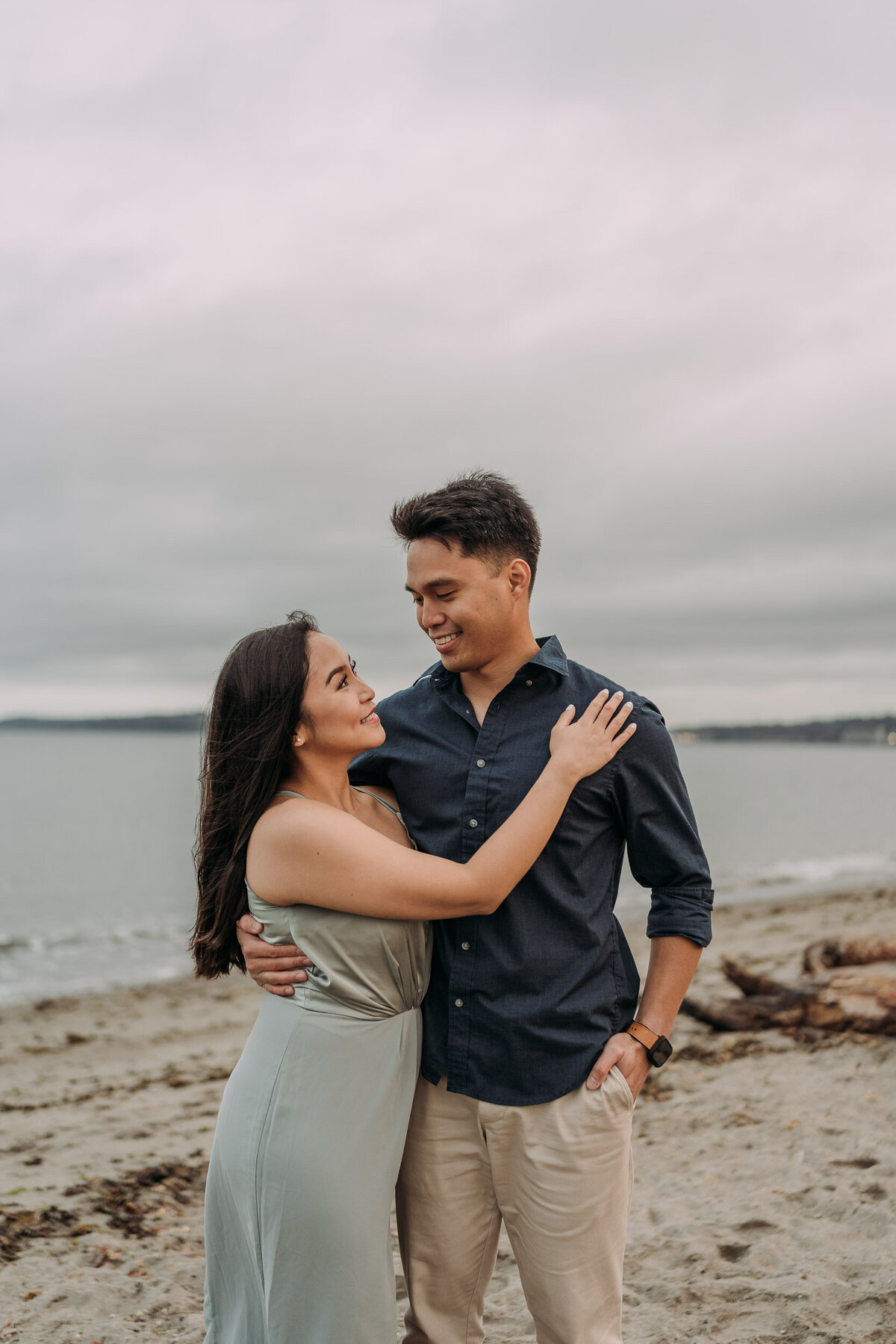 Joyce Li Photography Destination Wedding Elopement Engagement Lifestyle Portrait Photographer West Coast Seattle Washington California alkibeachengagement-18