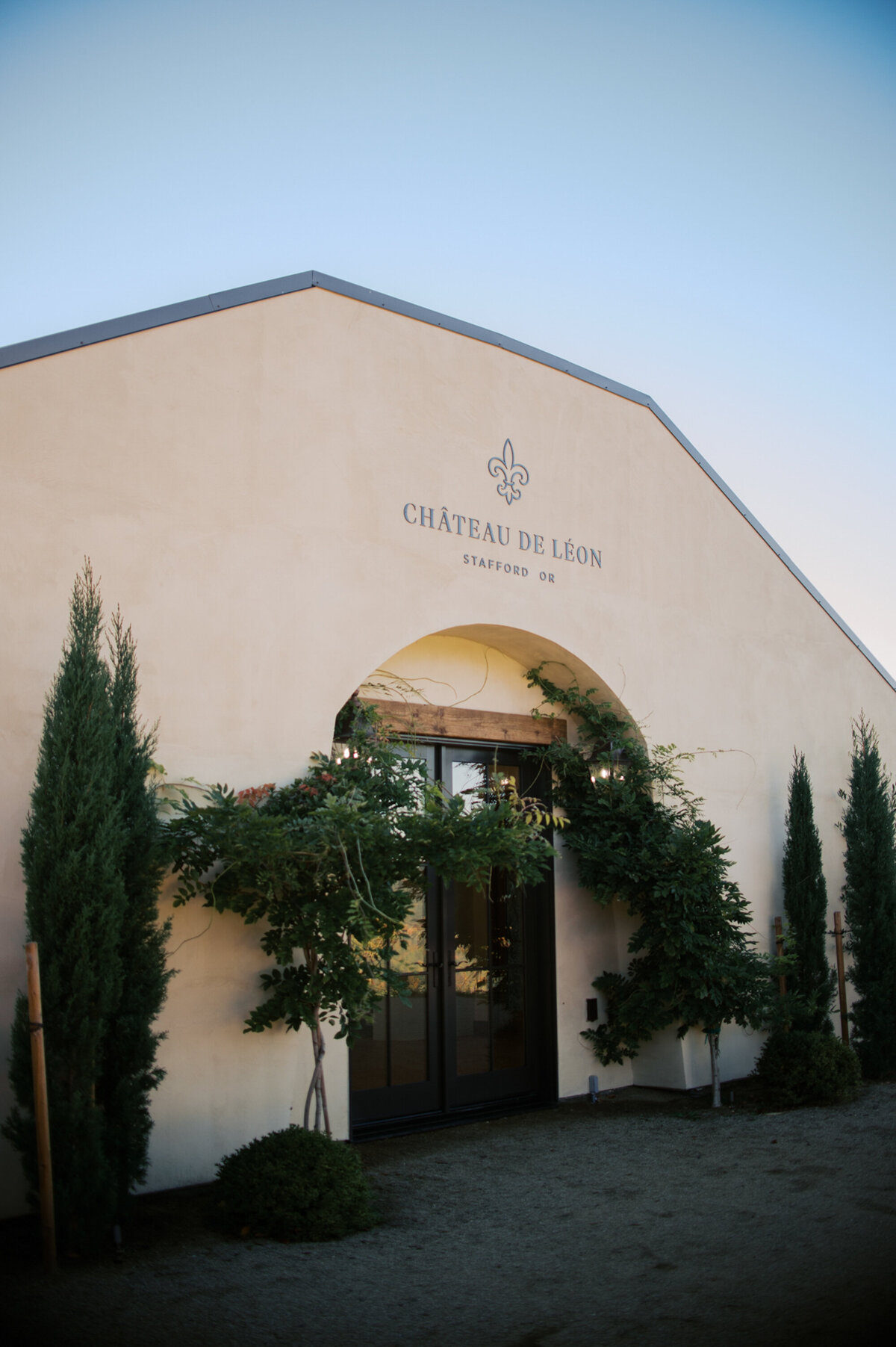 west-linn-wedding-venue-chateau-de-leon