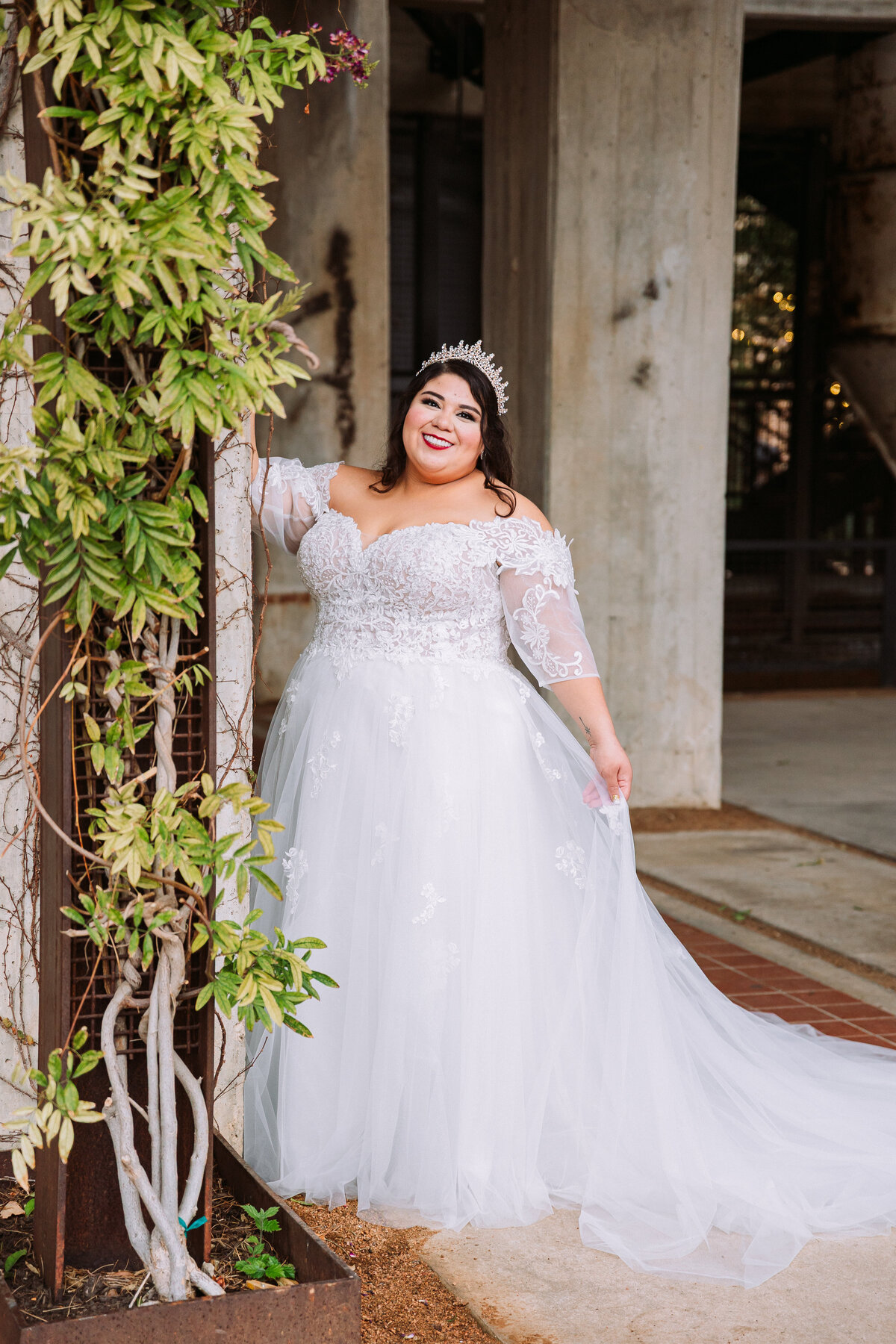 engagement houstonengagement austinengagement wedding texaswedding txweddingphotographer texasweddingphotographer houstonwedding htxwedding austinwedding atxwedding sanantoniowedding satxwedding centraltexaswedding txweddingphotographer bridetobe  texasbride gayweddingphotographer lgbtqweddingphotographer instawedding houstxwedding theknot weddingwire zola engagementphotographer