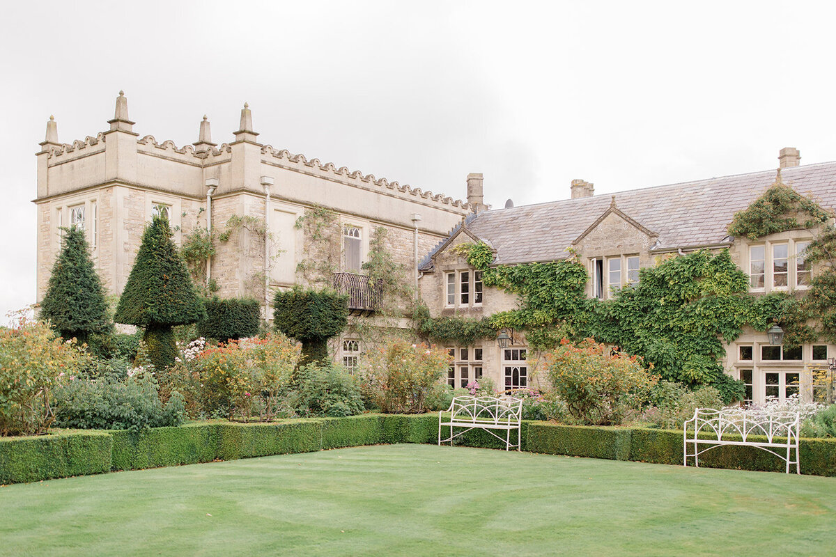 Lawn at the Lost Orangery, perfect spot for a wedding dinner in the Cotswolds.