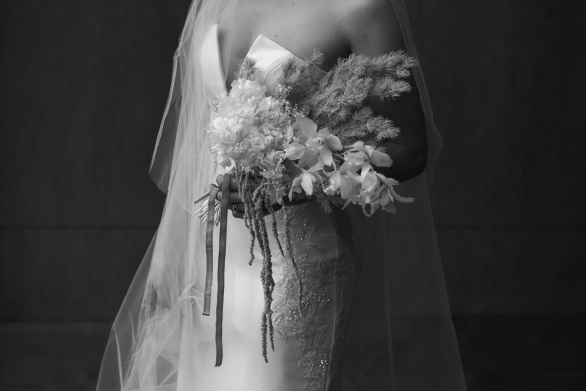 bridal-bouquet-styled shoot