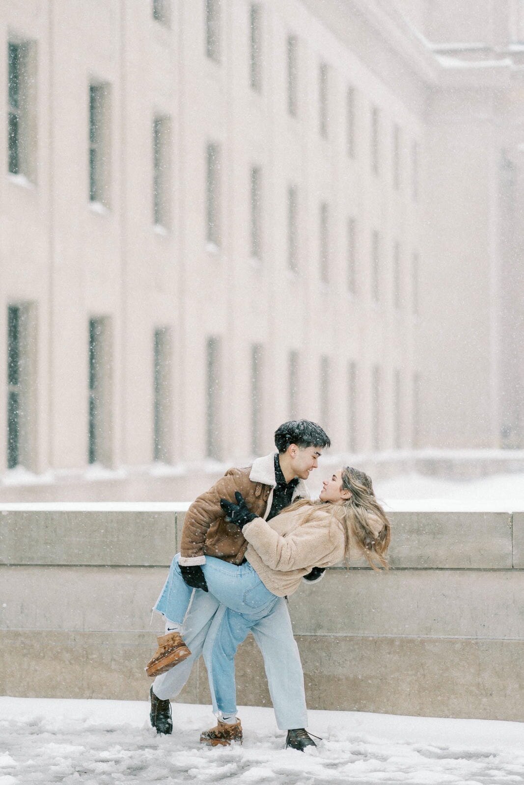 E10-Winter-snowy-engagement-photoshoot-in-Toronto-Zhan-and-Tina-2025-02-16-2500px-1037