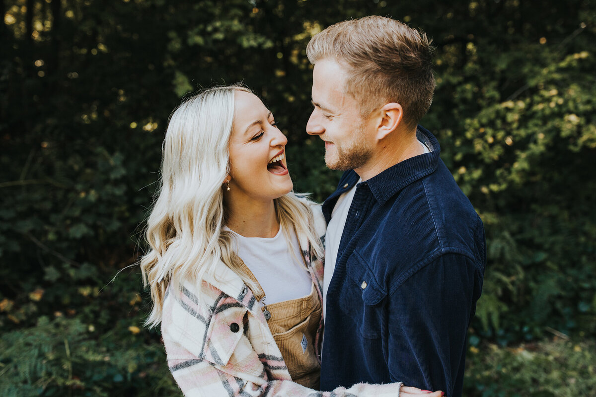 Everdon Stubbs Engagement Shoot - Northampton Engagement Photo Locations - Sophie Ann Photography (9)