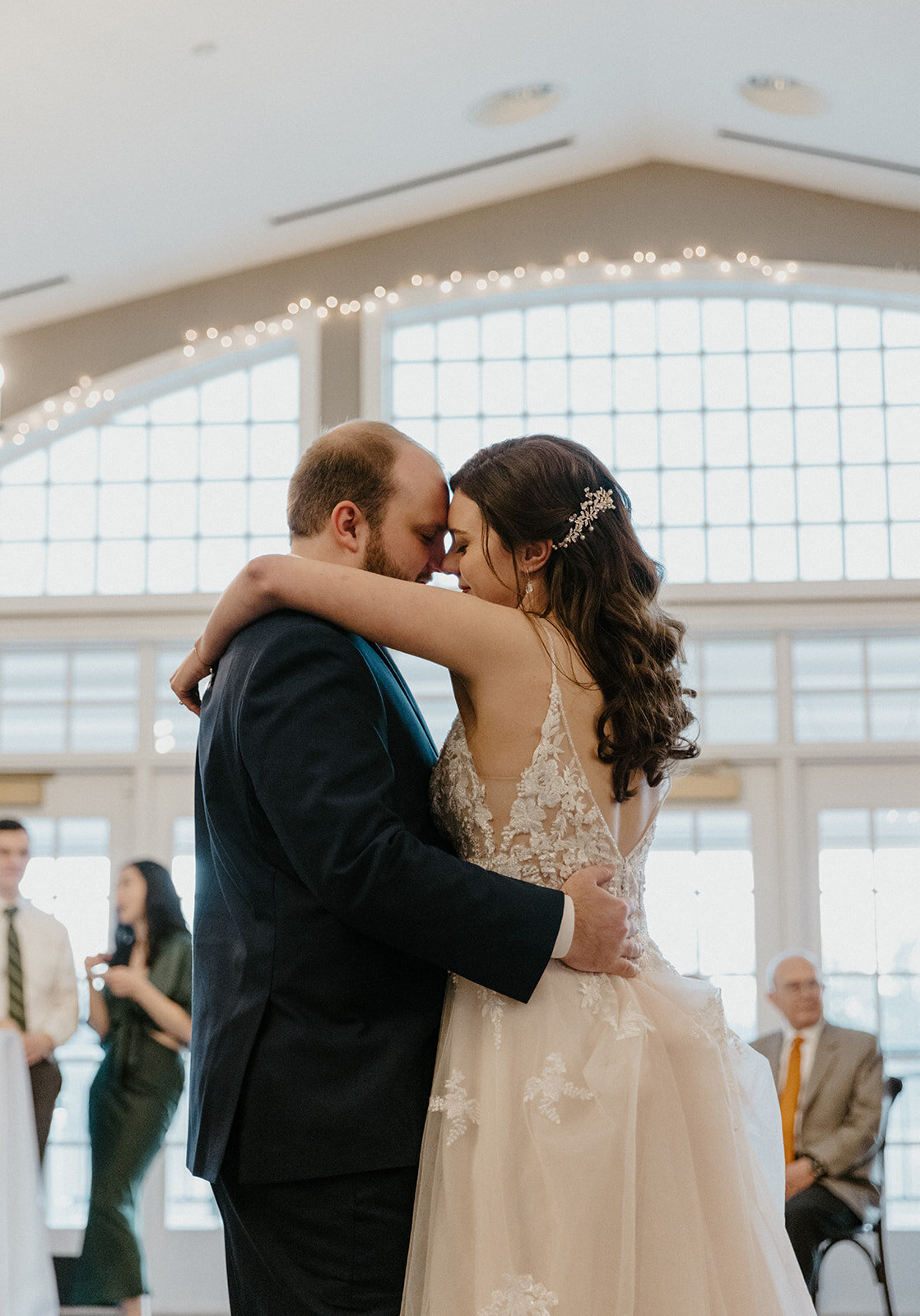 Karis_Marie_Photography_Peter+Emilie_Wedding_The_Ospreys_at_Belmont_Bay_Woodbridge_VA-204