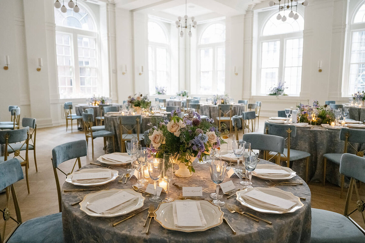 16.nashville-welcome-party-noelle-hotel-blue-and-lavender-modern-vintage-events