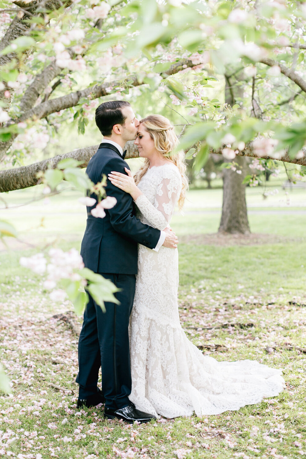 075-Emily-Wren-Photography-Philadelphia-Horticulture-Center--Wedding