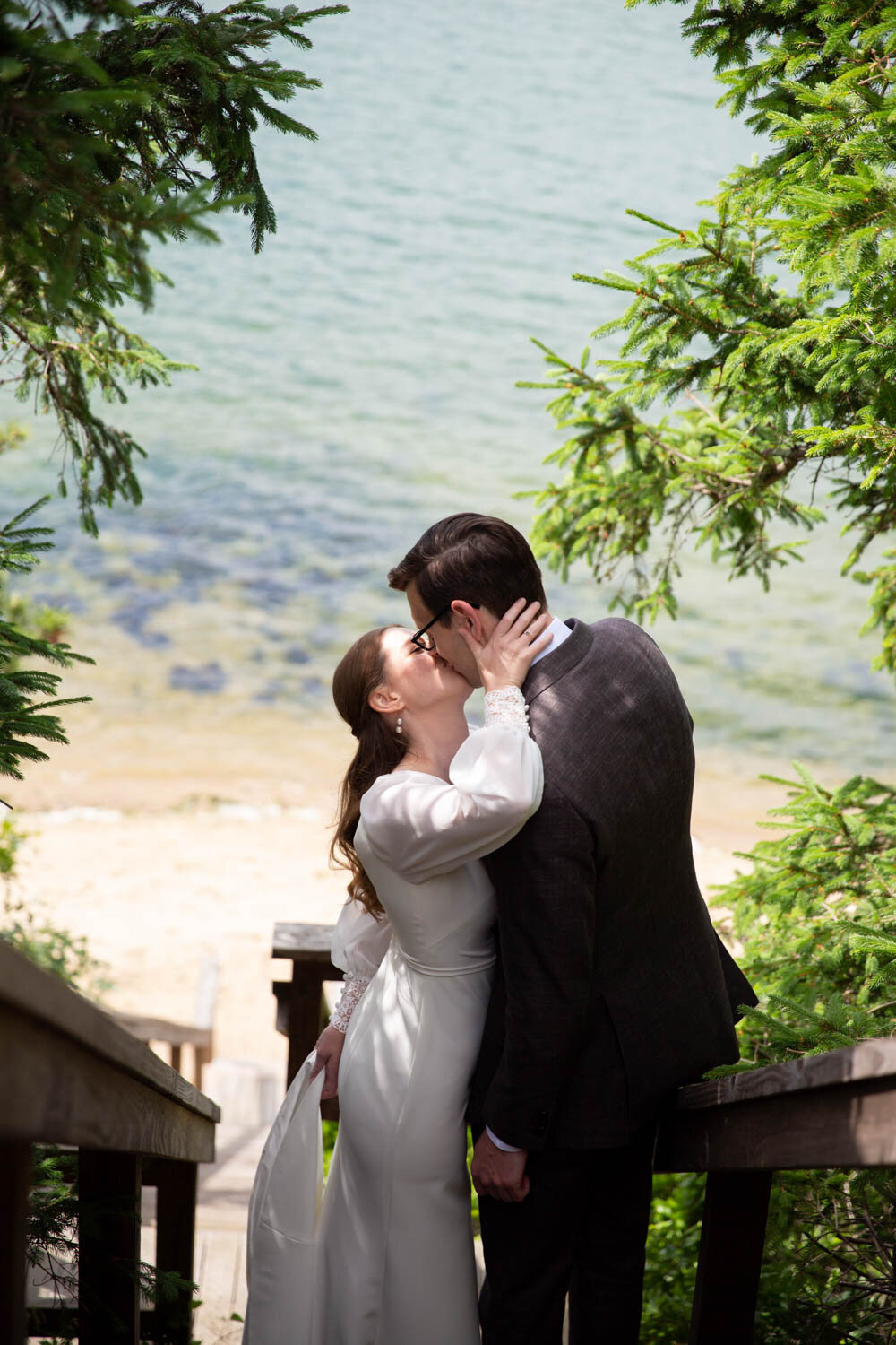 Marthas Vineyard intimate wedding photography Julie Lippert