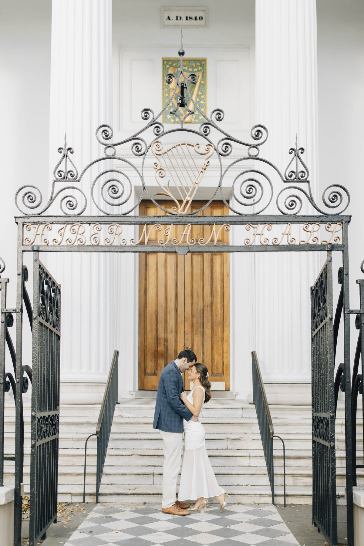 lauren-grace-luke-charleston-engagement-session-17