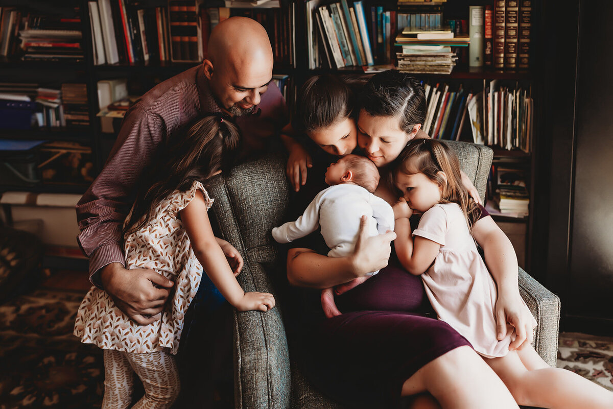 San Diego in home newborn photographer Love Michelle Photography-40