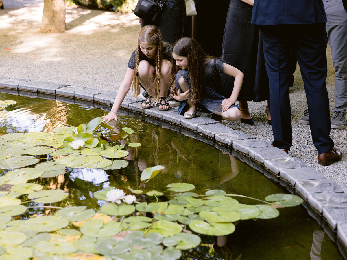 jamie-andy-promontory-beaulieu-lisa-gorgestani-larissa-cleveland-018