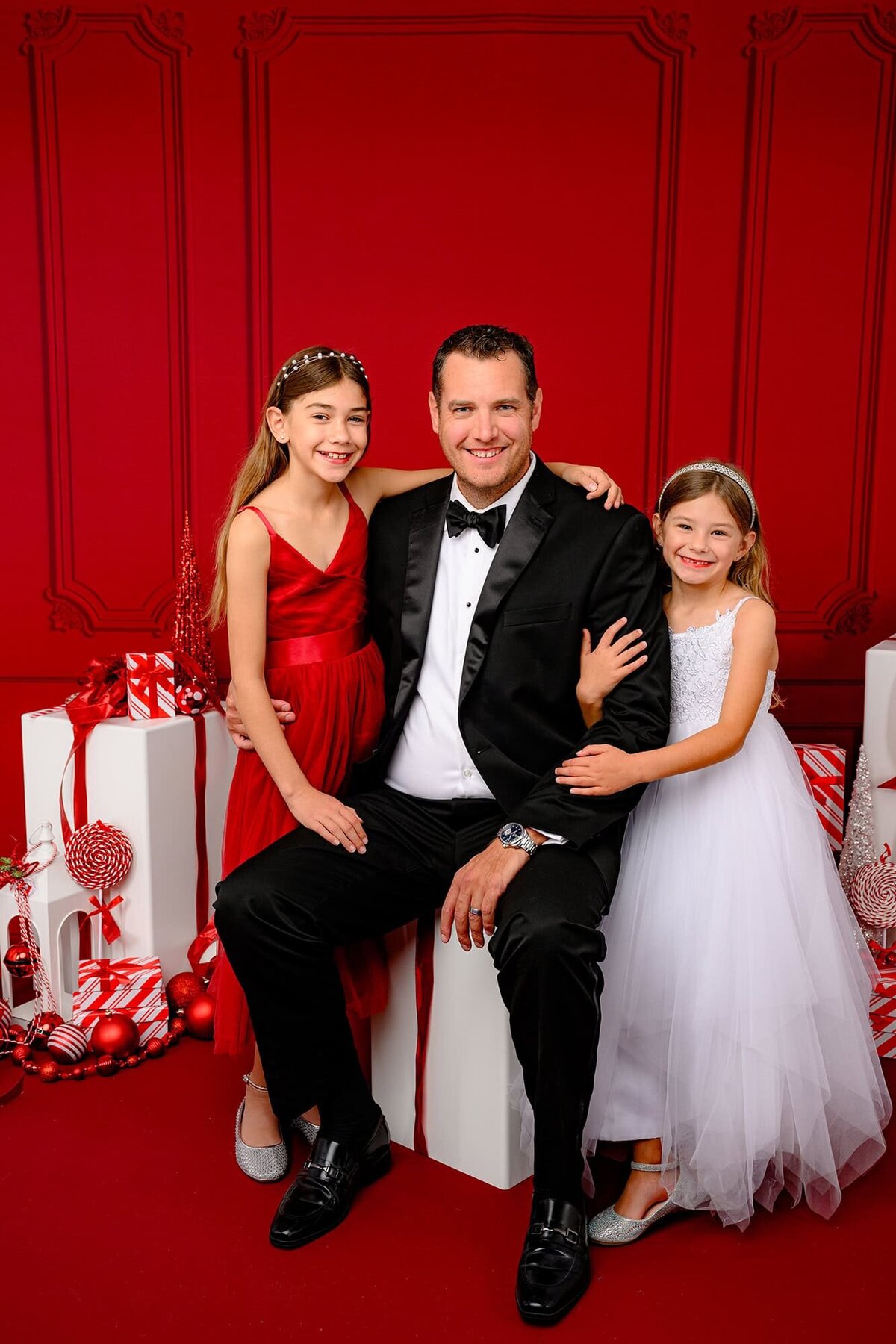 Charlotte-Limited-Edition-Holiday-Session-Tobis-Timeless-Treasures-008