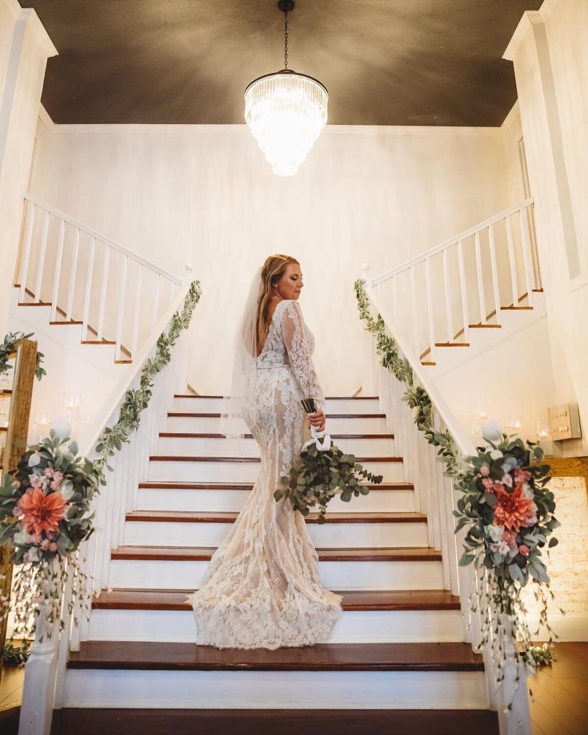 Northwest Florida Micro Wedding Venue | The Loft on Main