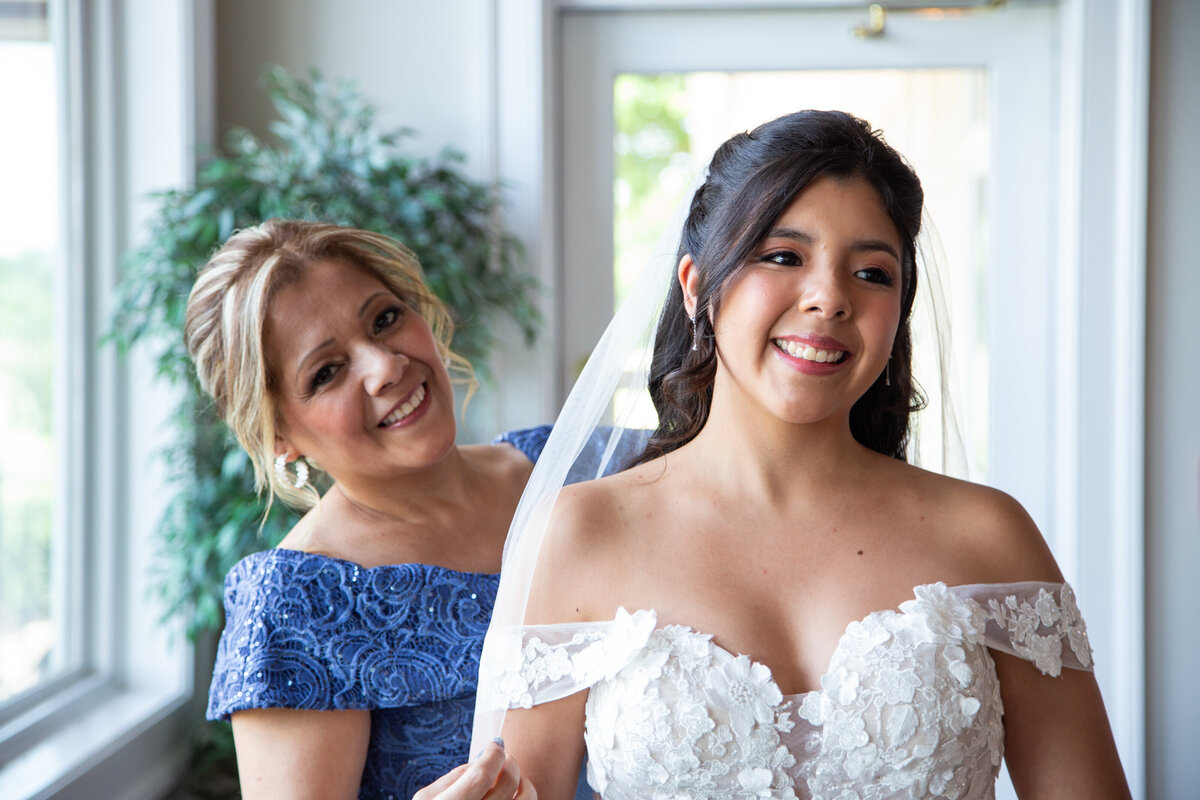 Sterling-Virginia-Makeup-Artist-Wedding