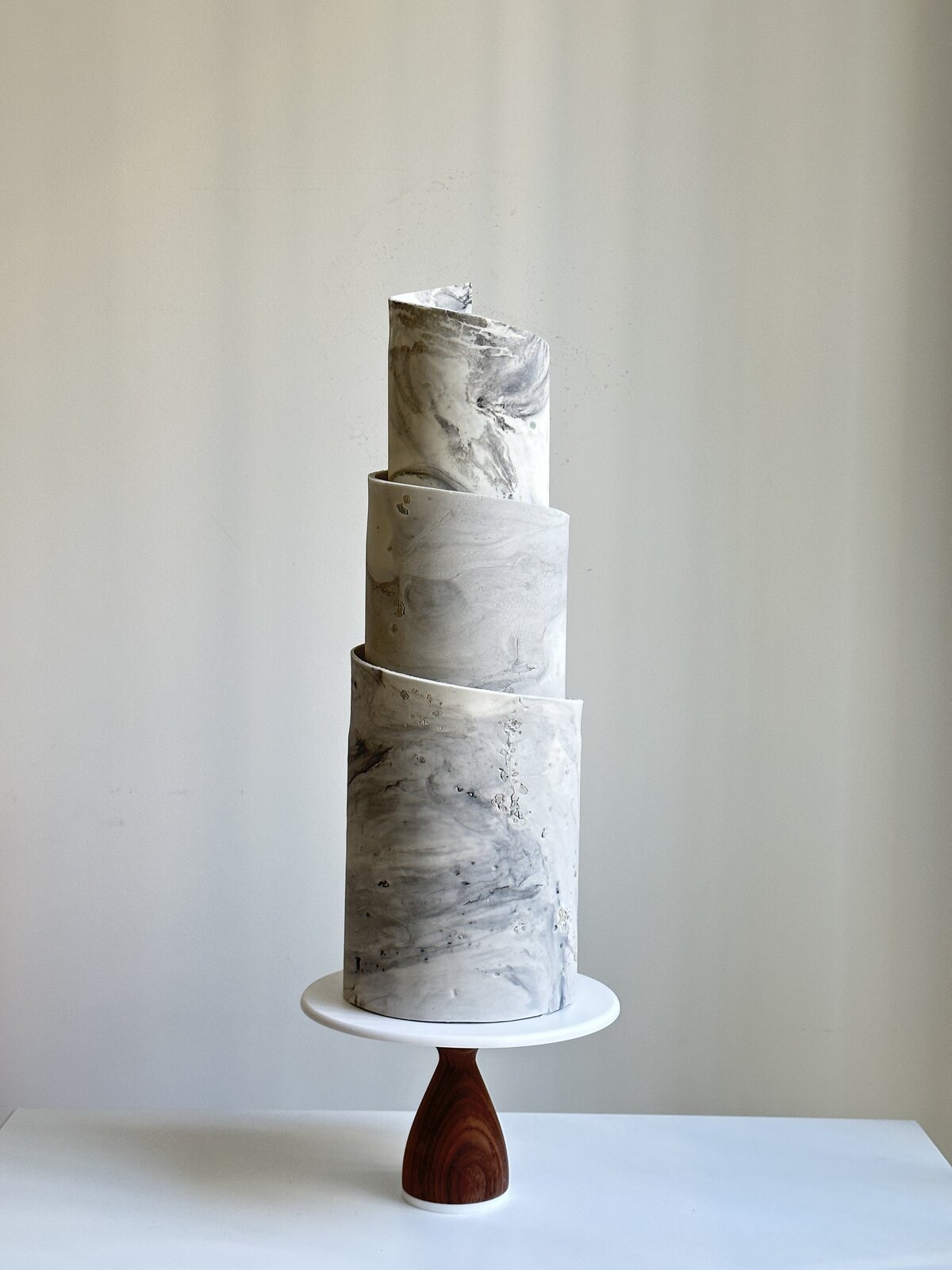 marbletexturesweddingcake