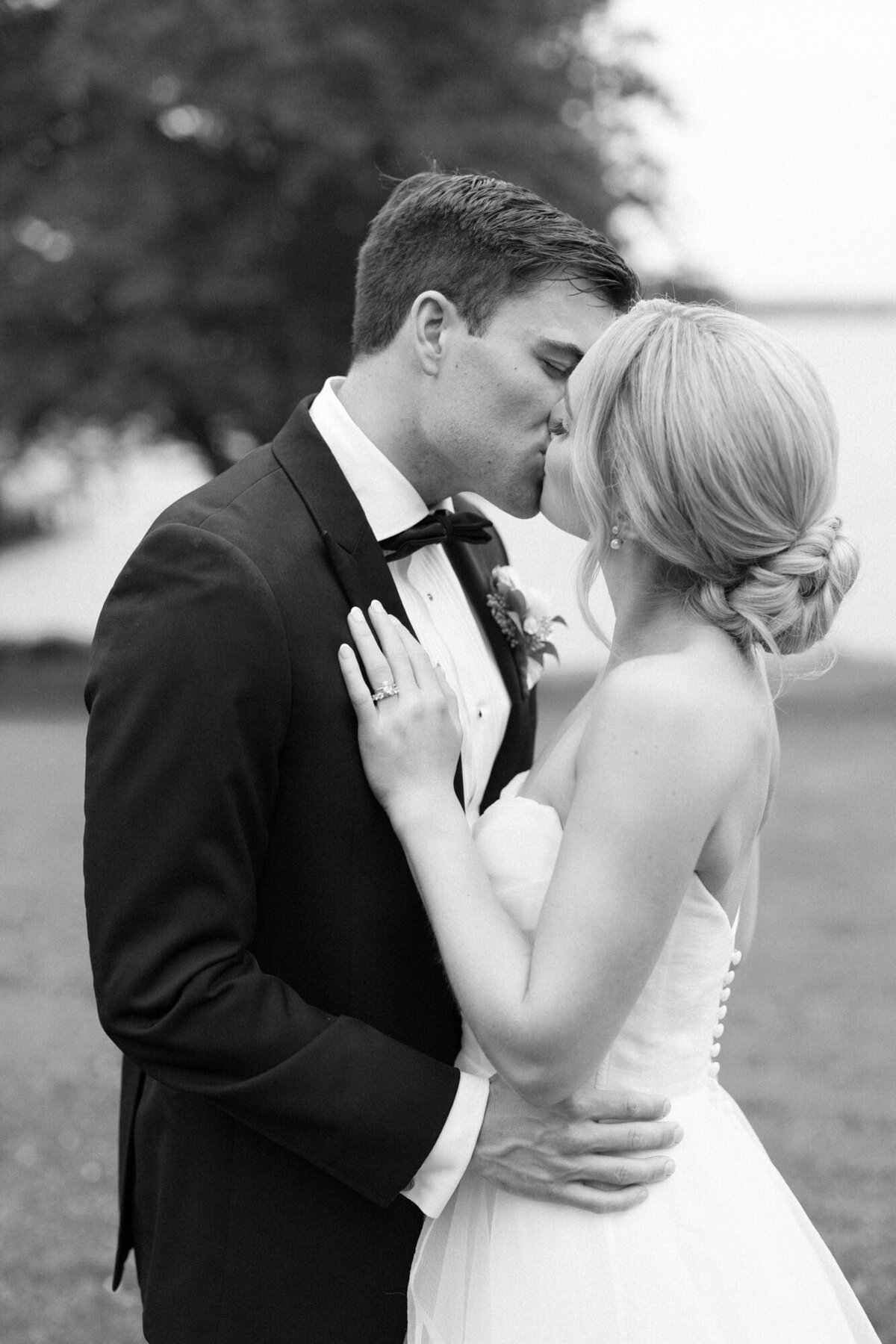 Glen Manor RI Wedding-Halie Child Photography-43