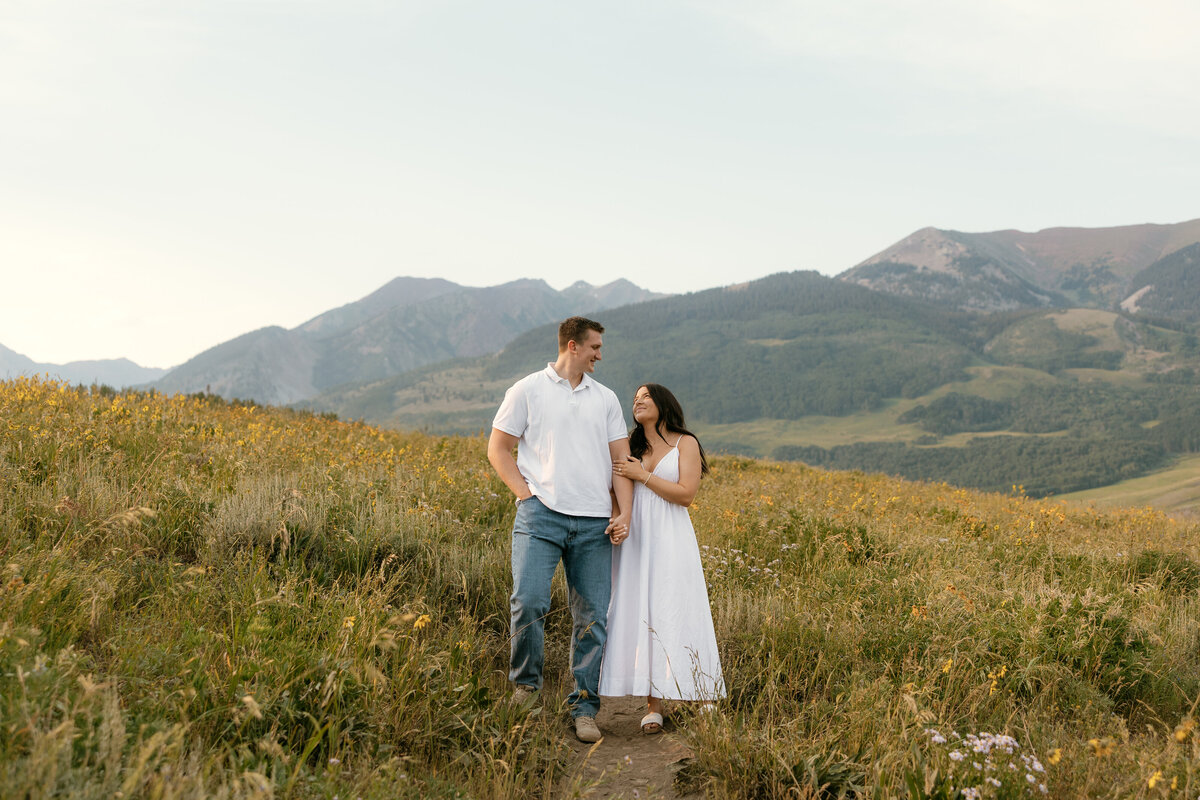Abigail Anne Photography Colorado and Chicago Wedding and Couples Photographer — Portfolio Featured Story — Emily and Kayne's Engagement 2