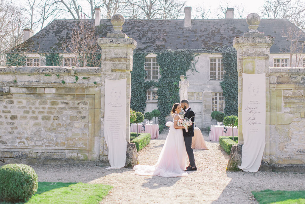 French chateau fairytale wedding in blush with a marchesa ombre bridal gown - Veronique Lorre luxury florist - Katie Trauffer Photography6