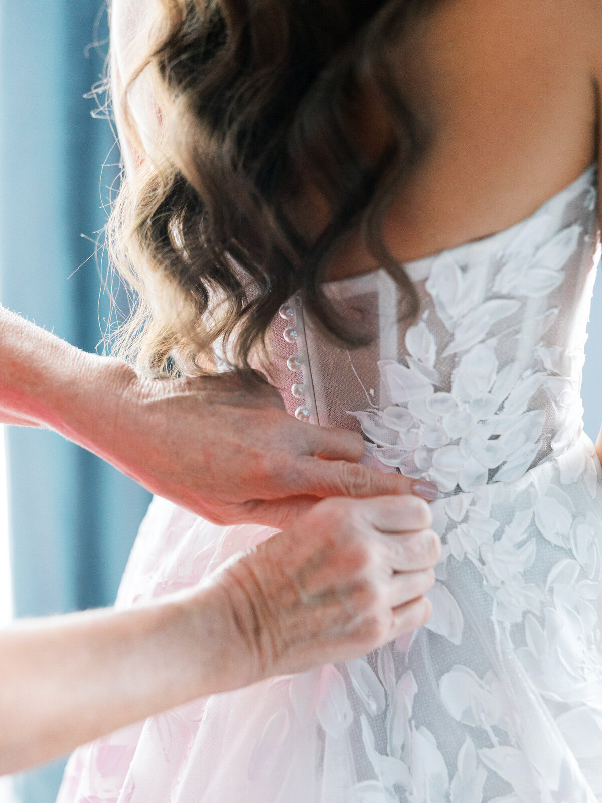anne-troxel-photography-luxury-pittsburgh-wedding-nemacolin-woodlands-lgbtq-light-and-airy-26