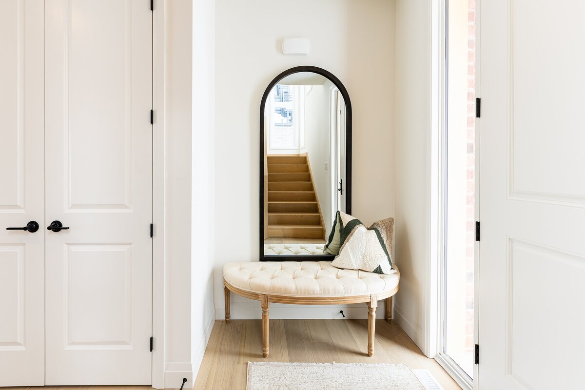 Royal Oak Homes Entryway