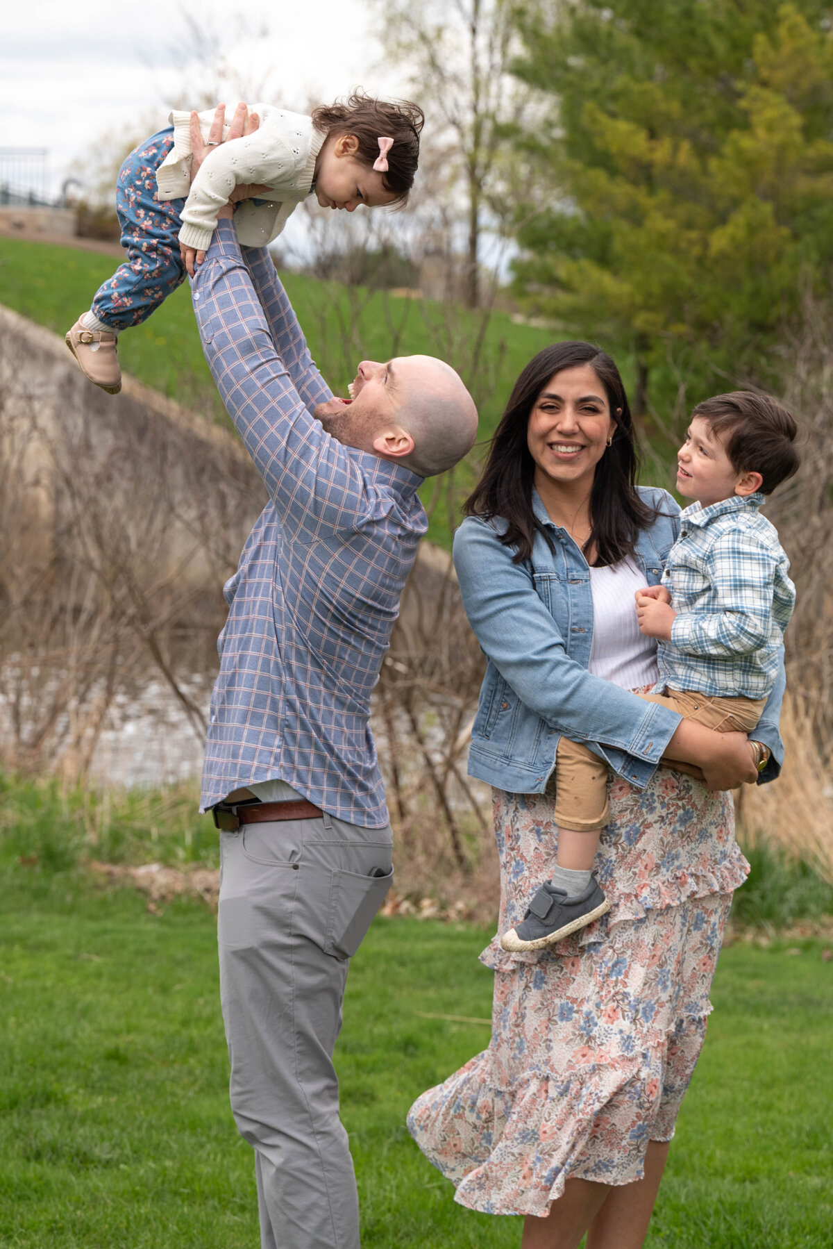 Quarton-Lake-Maternity-2-kids-Royal-Oak-April 20, 2024-DSC_5959