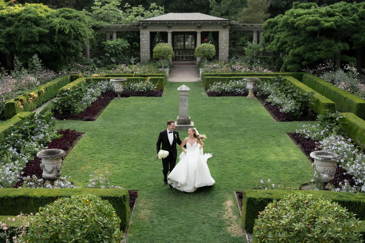 MeghanHemstra-Elegant-Hatley-Castle-Wedding-1