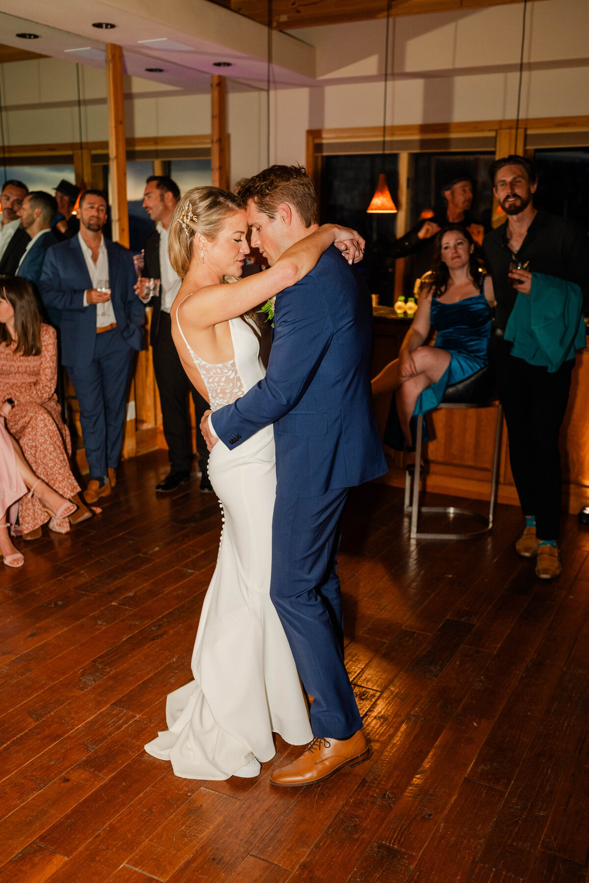 Lake-Tahoe-wedding-dance