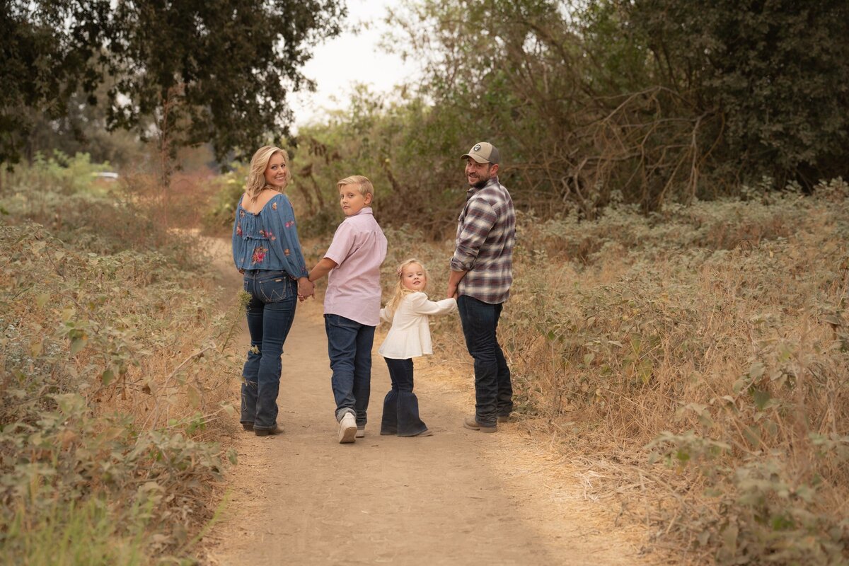 Journey Web Design & Photography_Kaweah Oaks Preserve Family Photos8