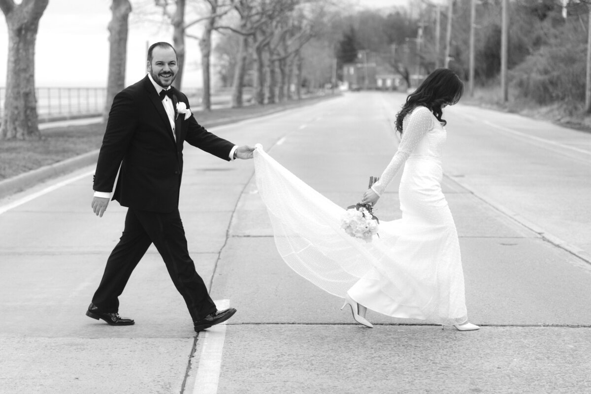 simply-white-bridal-ny-bride-and-groom