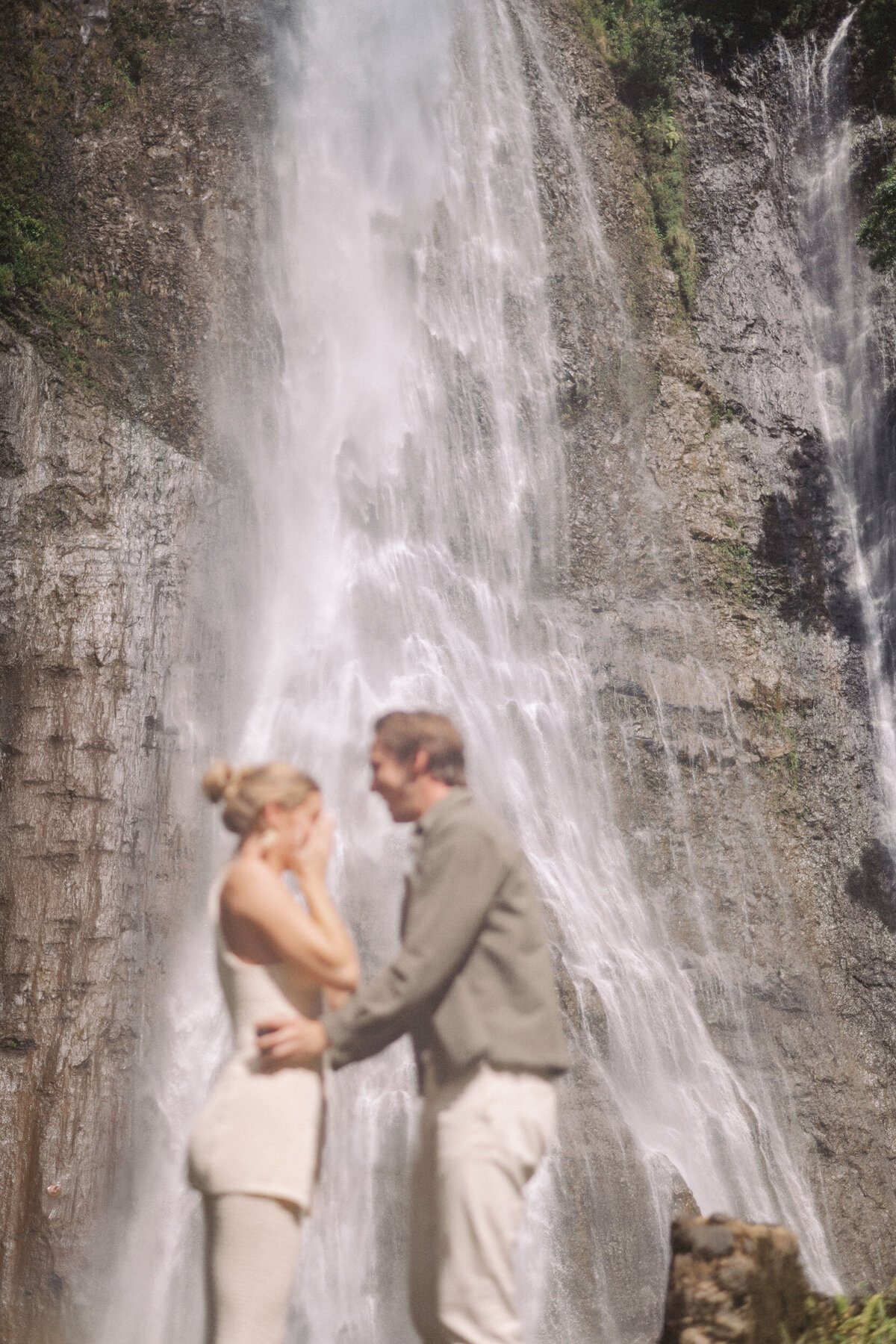 kauai_waterfall_proposal_picture0040