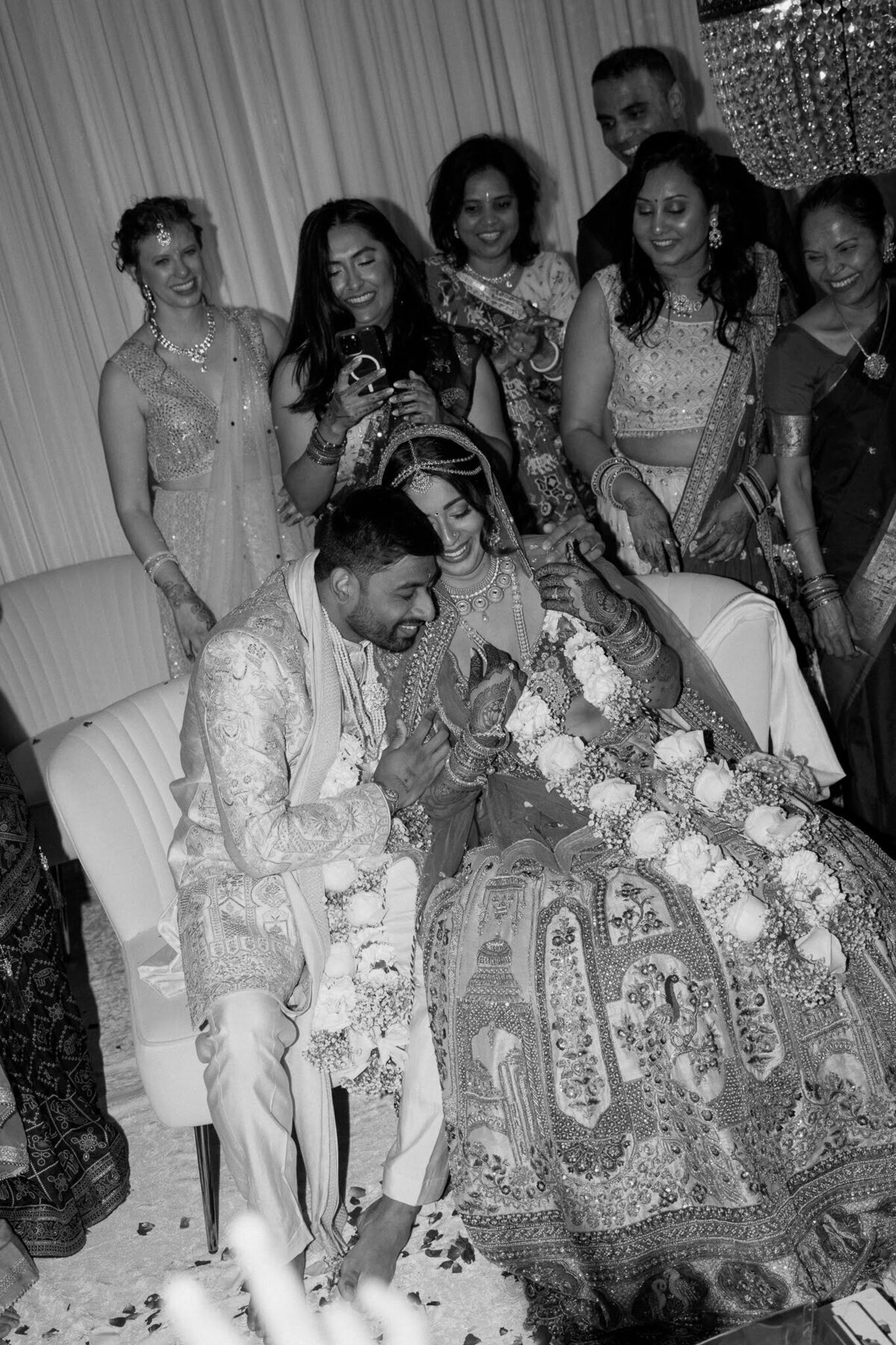 Nichole-Babiez-Photography-wedding-photographer-indian-wedding-photographer-mendhi-sangeet-baraat-luxury-chicago-illinois-marriott-schaumburg-93