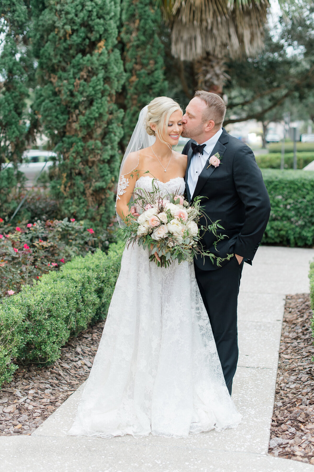 Kristen Weaver Photography Orlando Florida Destination Worldwide Wedding Photographer Named Top Wedding Photographer in World Editorial Fashion Inspired Clean Film Digital KWP Soft Classic20