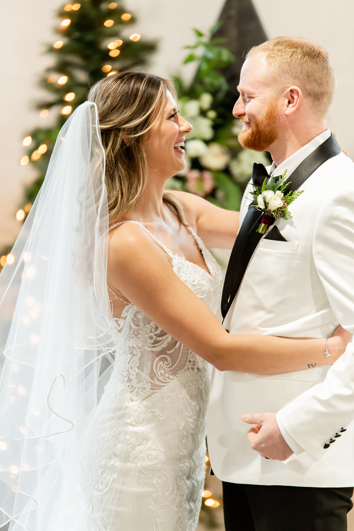 Abby-and-Brandon-Alexandria-MN-Wedding-Photography-MH-10