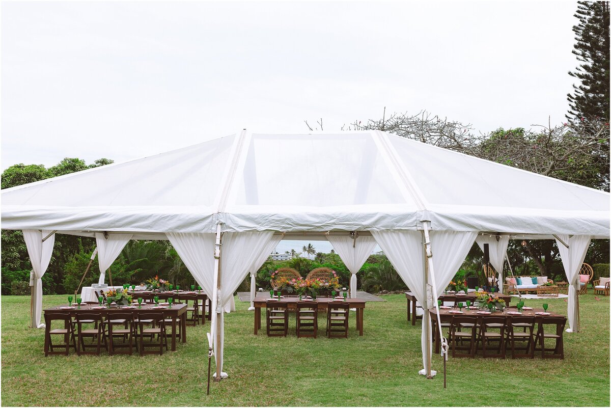 PALIKU-GARDENS-KANEOHE-OAHU-HAWAII-KUALOA-RANCH-WEDDING-67