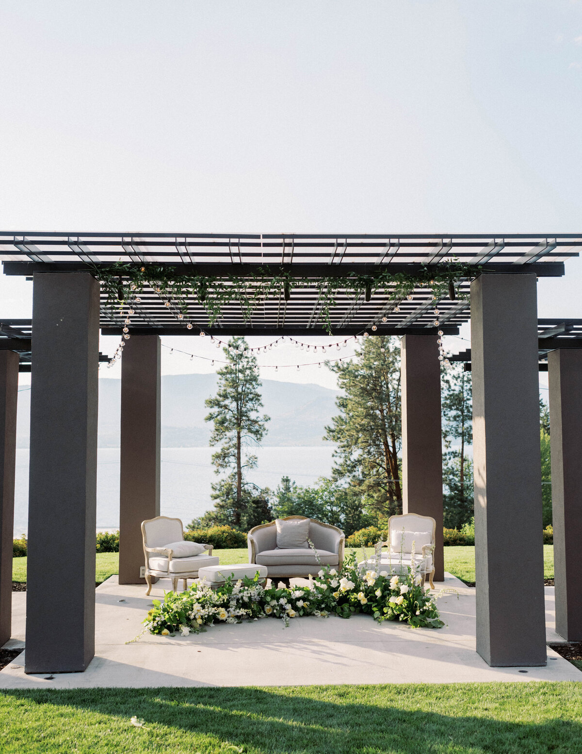 minted-photography-cedar-creek-winery-wedding-bc-97