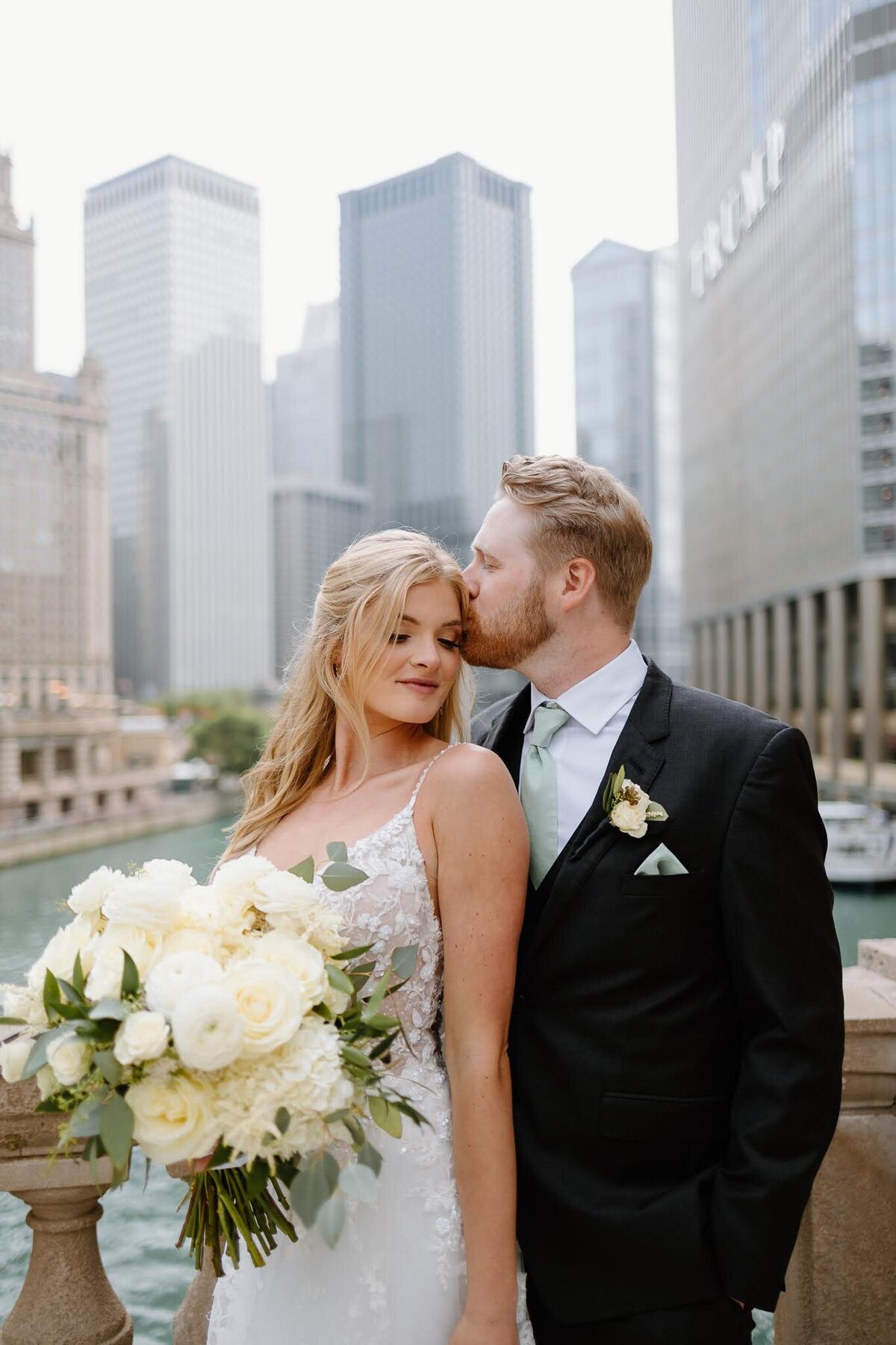 Jack-and-Julia-6.16.2023-Nichole-Babiez-Photography-Chicago-Illinois-wedding-photographer-bridgeport-art-center-downtown-wrigley-building-union-station-couples-wedding-party-portraits-reception-candid-luxury-downtown--44