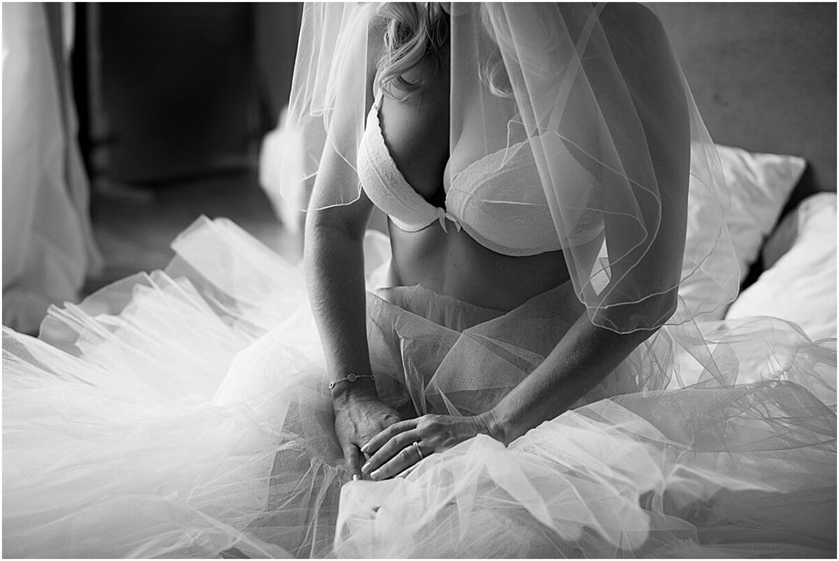 Lux bridal boudoir vancouver_016