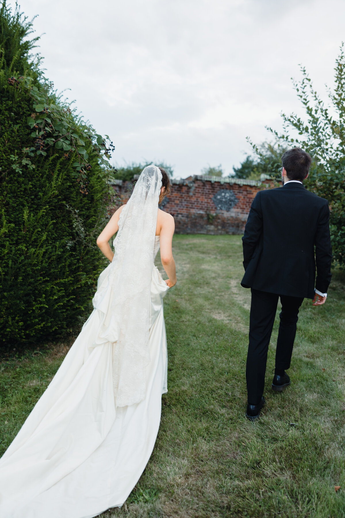 Couple portraits at Buckinghamshire wedding