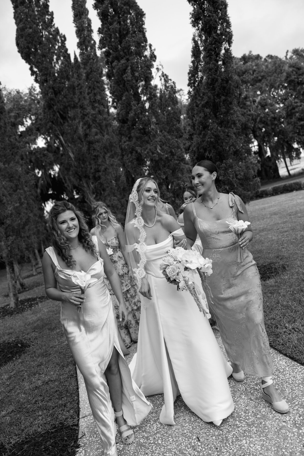RachelandMarlinWedding_WeddingDayPreviews-52